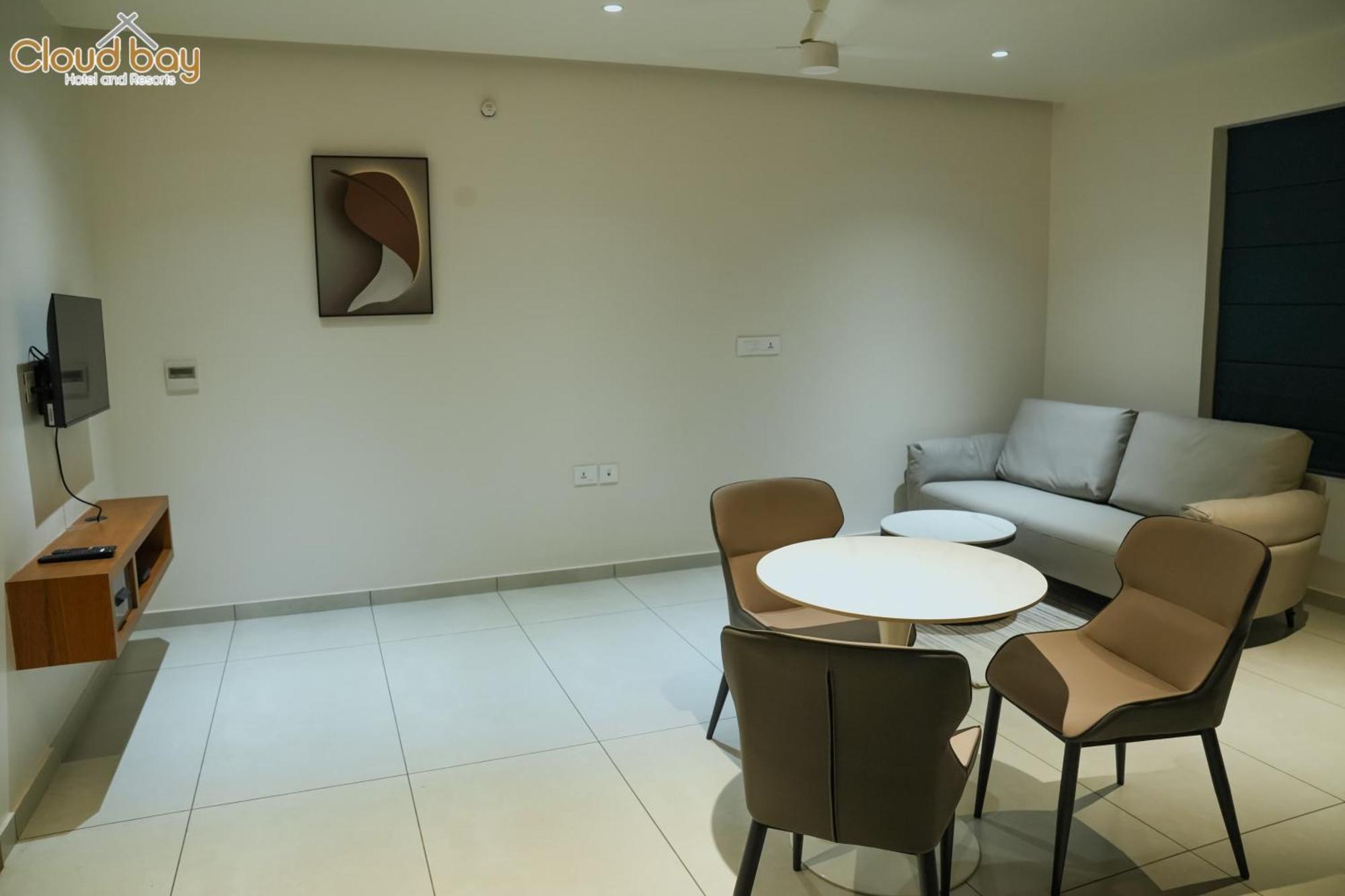 Hotel Cloud Bay Manjeri Екстер'єр фото