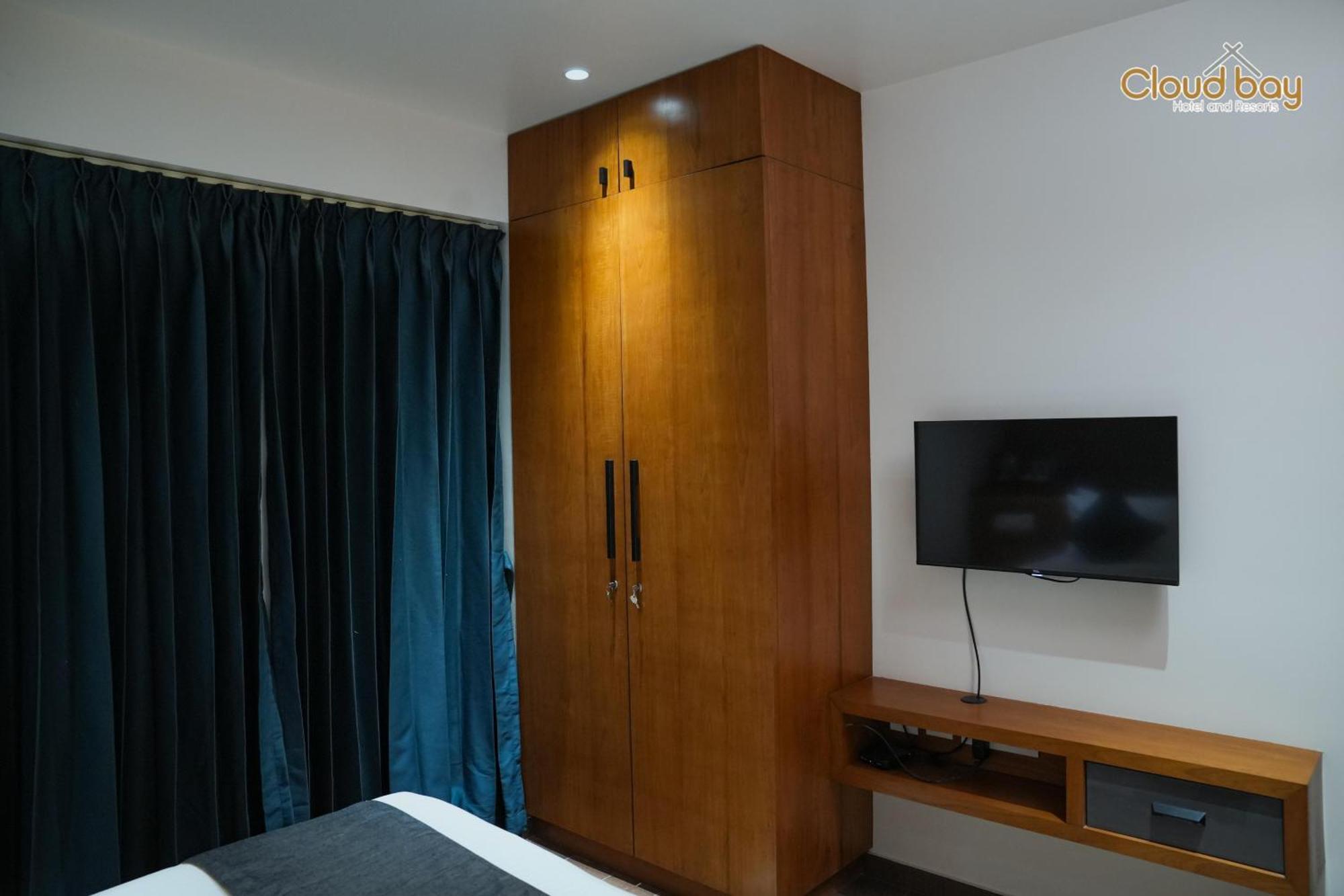 Hotel Cloud Bay Manjeri Екстер'єр фото
